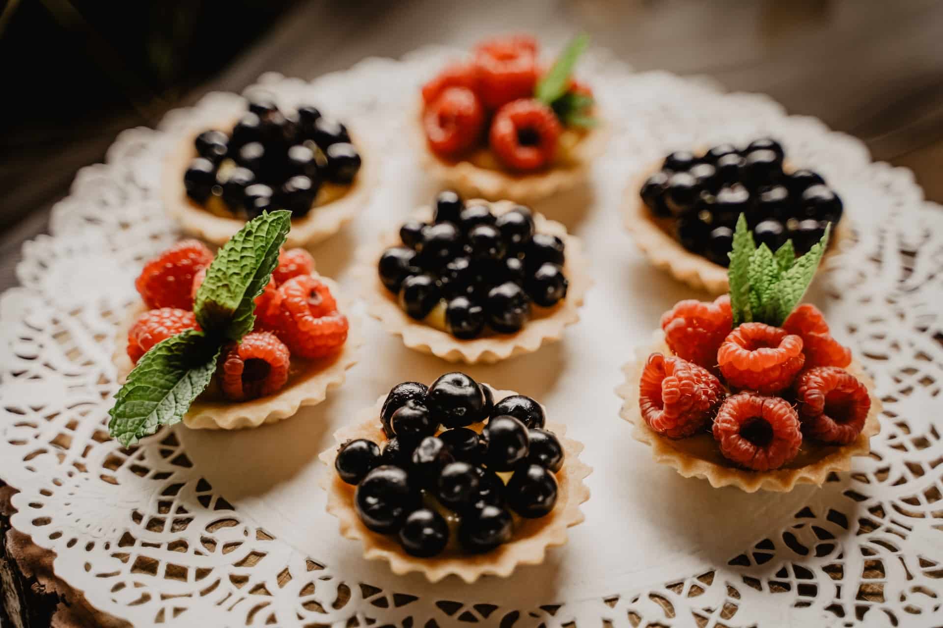 Trendy Wedding Food and Drink Ideas: Delight Your Guests’ Palates
