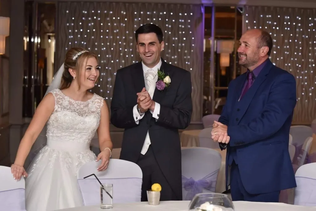 Wedding magician reaction from bride and groom