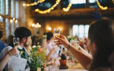 Wedding Etiquette 101: Dos and Don’ts for Guests and Couples